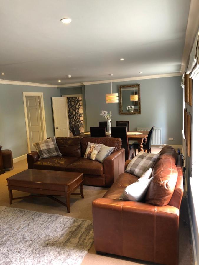 Holiday home The Farmhouse, 6 Bed Property, Forres